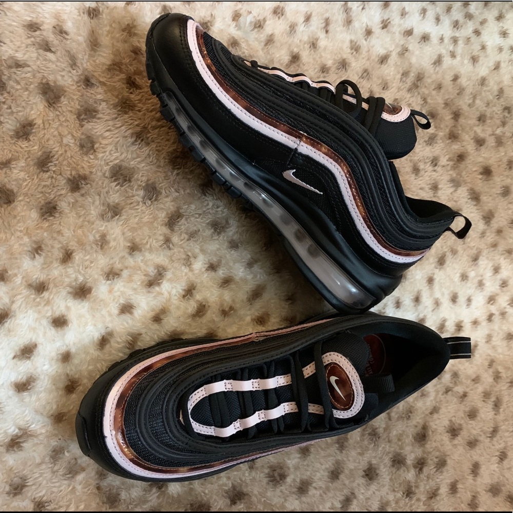 NEW Women’s NIKE Air Max 97 rose gold + black